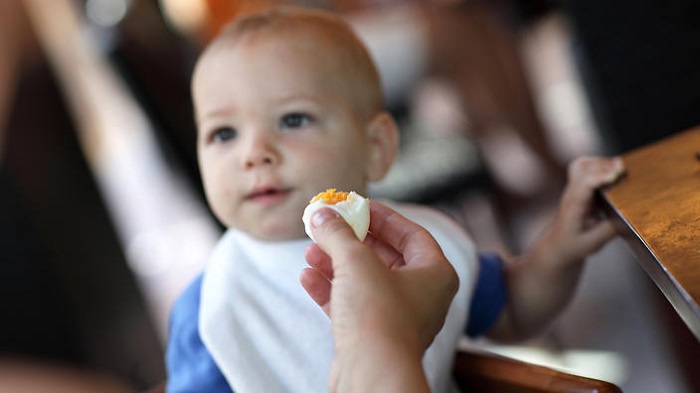 Introduce eggs and peanuts early in infants` diets to reduce the risk of allergies